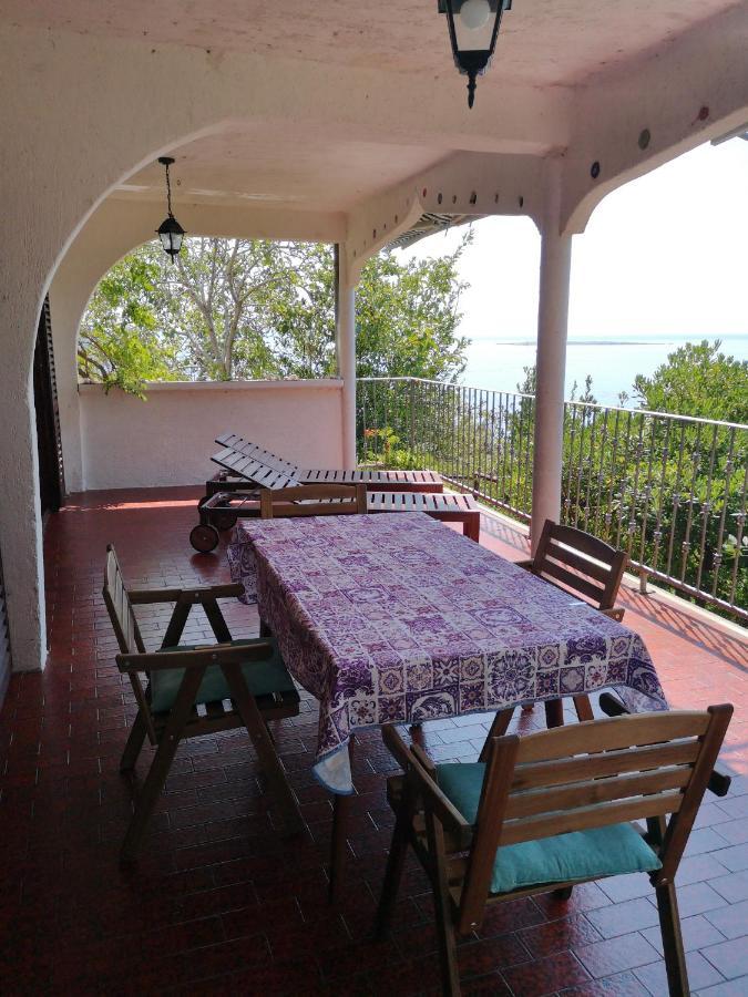 Apartments Bassi Stara Baška Eksteriør bilde